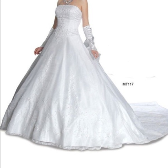 BEAUTIFUL Strapless Wedding Dress Off White 4 - Picture 1 of 7